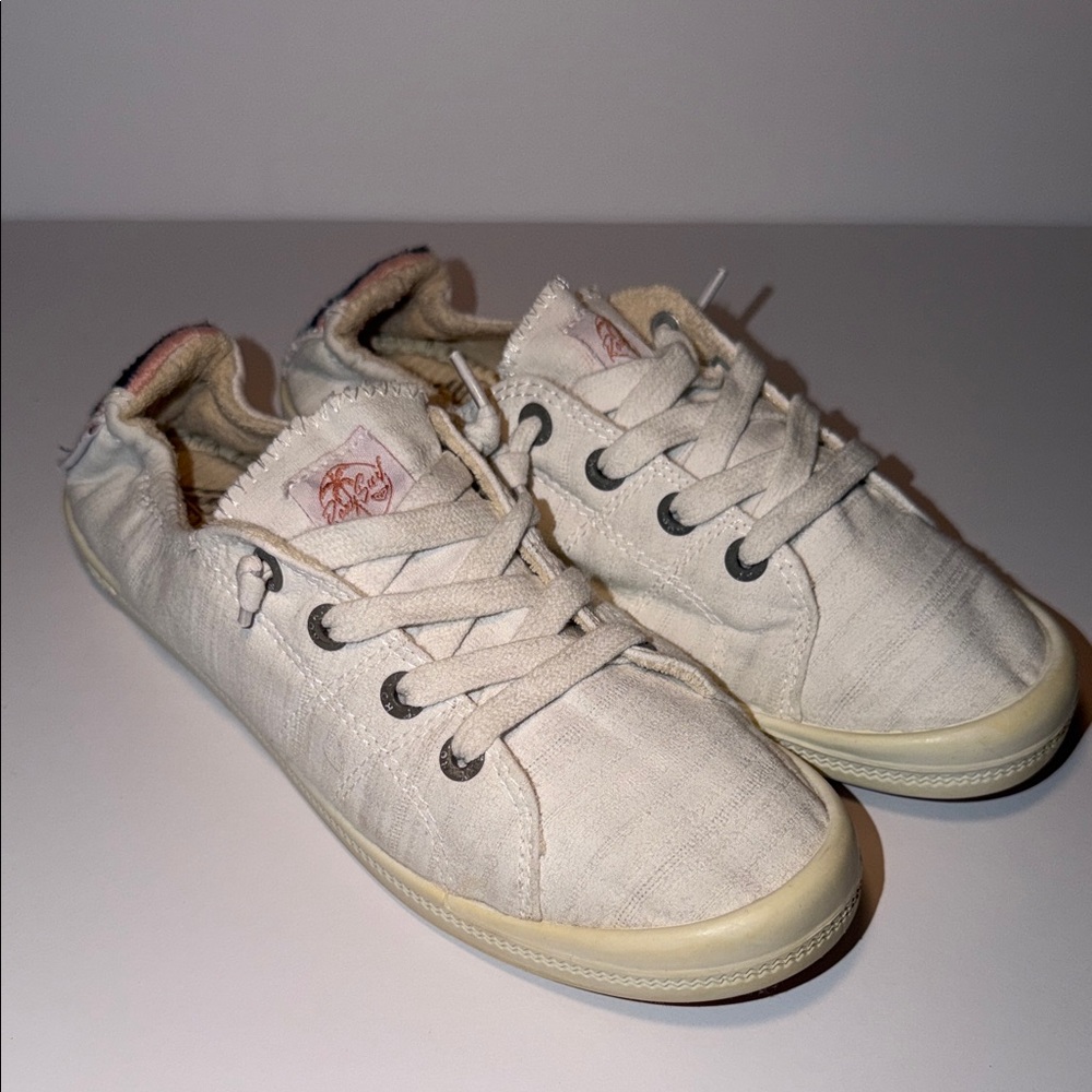 Roxy Cream/White Casual Flats